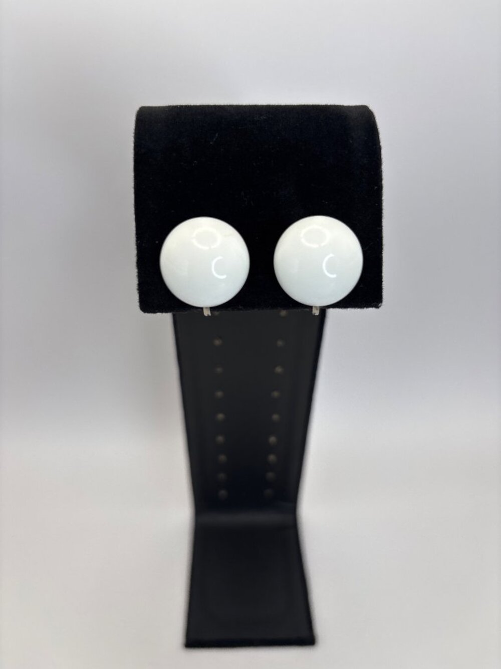 Vintage White Small Button Dome Screw Back Earrings